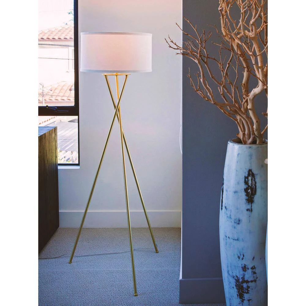 Jaxon 17.5 in. Antique Brass Outdoor Table Lamp with Cloud Glass Shade by Brightech 5 Jaxon 17.5 in. Antique Brass Outdoor Table Lamp with Cloud Glass Shade by Brightech - Image 3